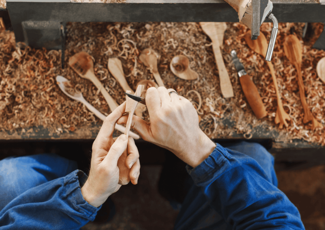 Whittle Your Way to Peace: Discover the Art of Spoon Carving with Carving Spoons, Revised Second Edition - Fox Chapel Publishing Co.