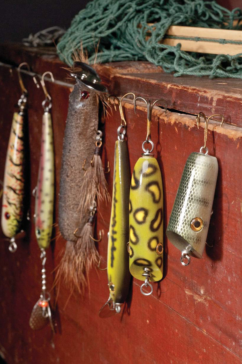Making Wooden Fishing Lures: Carving and Painting Techniques that Really  Catch Fish (Fox Chapel Publishing) 11 Step-by-Step Projects for Crawlers,  Chasers, Wigglers, & More with Clear, Expert Advice: Rousseau, Rich:  9781565234468: 