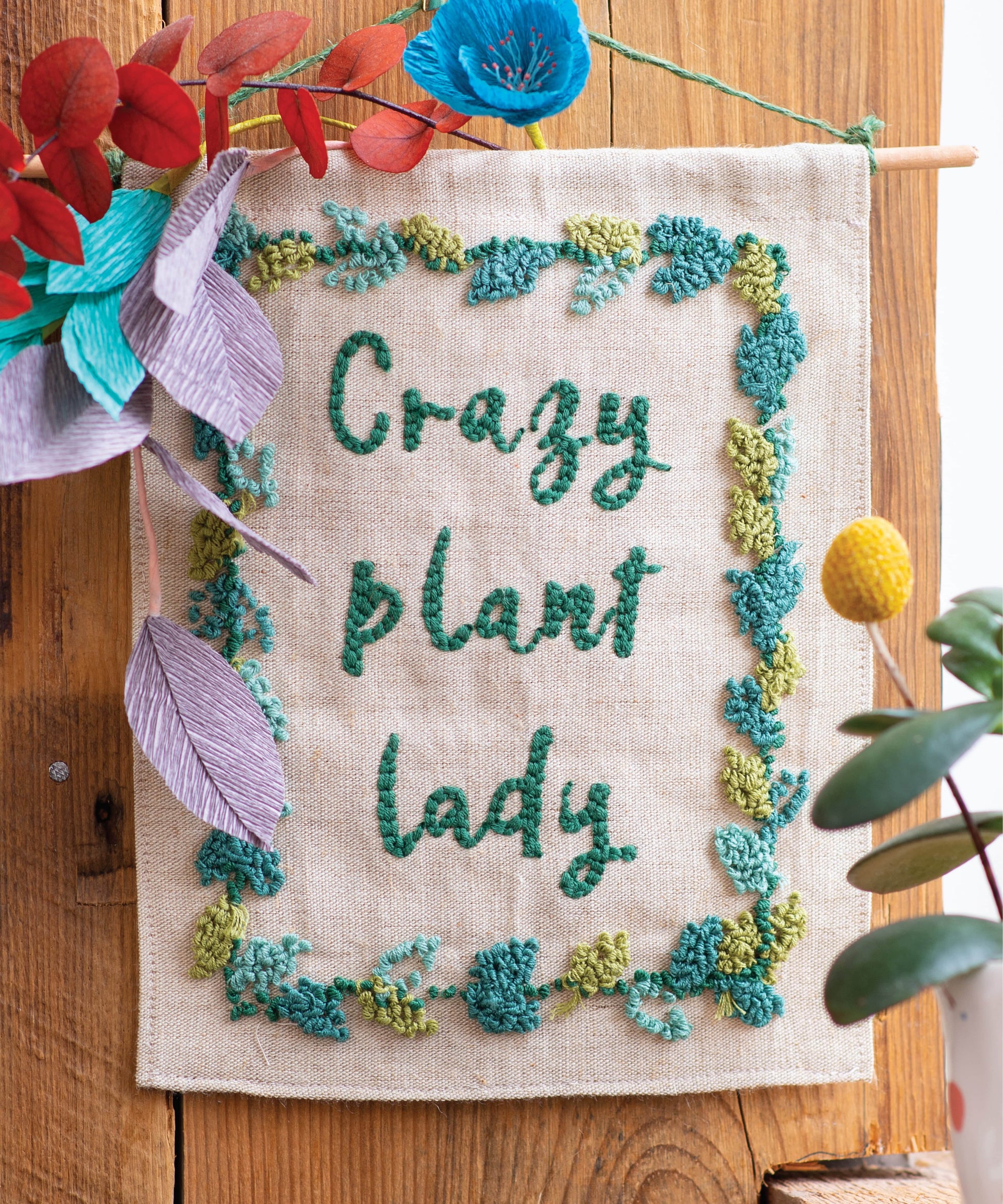 Beginner's Guide to Punch Needle Projects - Fox Chapel Publishing Co.